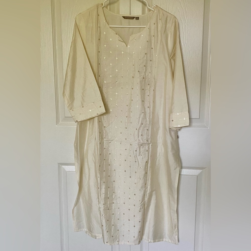 NWOT Cream Women’s Kurta
